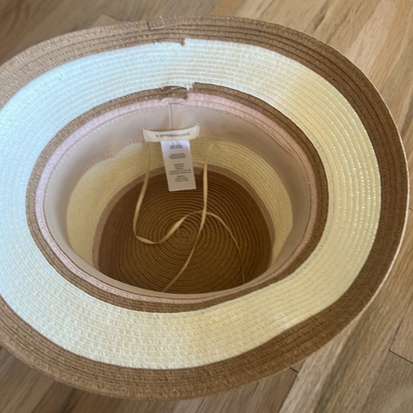 Anthropologie pink and white hat - Picture 4 of 5